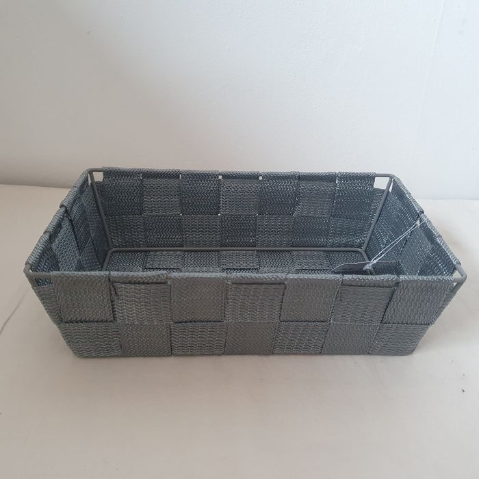 Szary koszyczek tekstylny