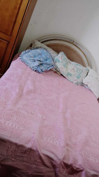 Vendo todas essas coisas por 550