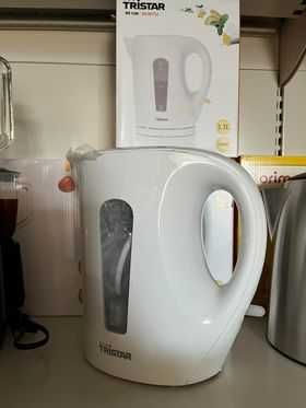 JARRO FERVEDOR ELETRICO 1.7L 2200W BRANCO TRISTAR