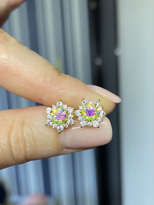 Срібні сережки з діамантами муасанітами колір веселка 0.5 ct*2. Сертифікат