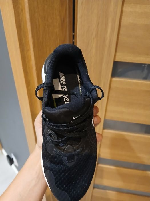 Buty nike renew  38