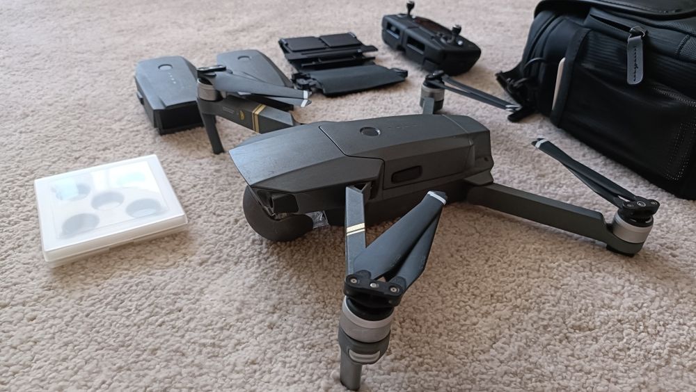 DJI Mavic PRO kit - (baterias em mau estado)