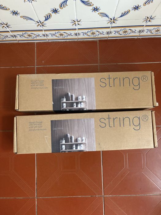 String Pocket estante - branco/carvalho