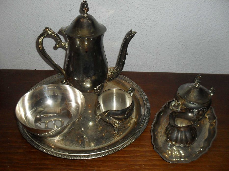Serviço de louça estanhado, ANTIGO, 7 peças.
