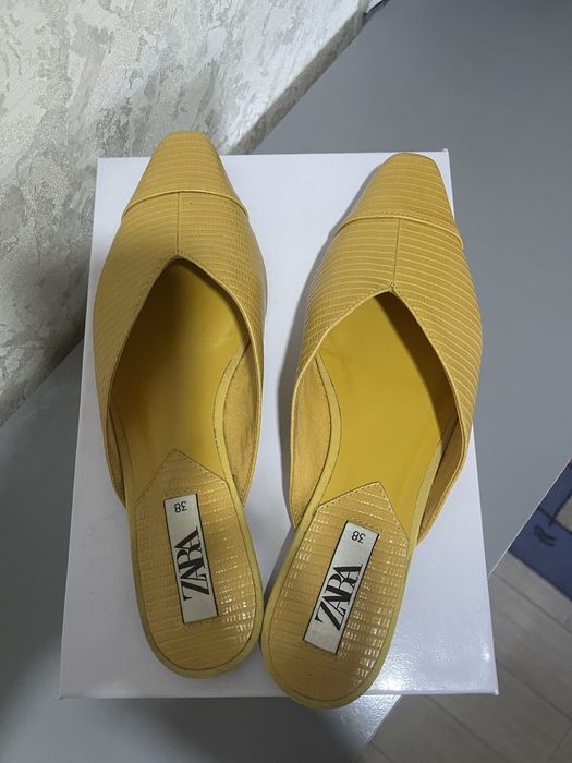 Мюли, шлепки, шлепанцы ZARA р.38.