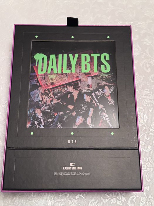 【新品未開封】BTS 2022 SEASON’S GREETINGS unboxing] BTS 2022 Season's Greetings - YouTube