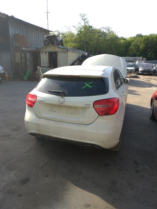 Motor limpa vidros traseira Mercedes Classe-A ( W176). 2013