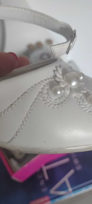 Buty do komuni dzoewczynka 34