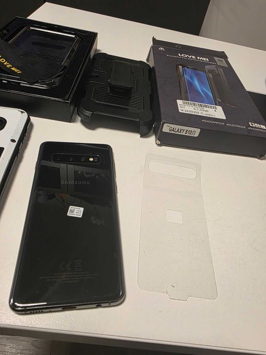 Samsung s10 Dual stan idealny  + pancerne etui