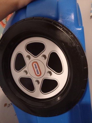 Lozko samochód little tikes