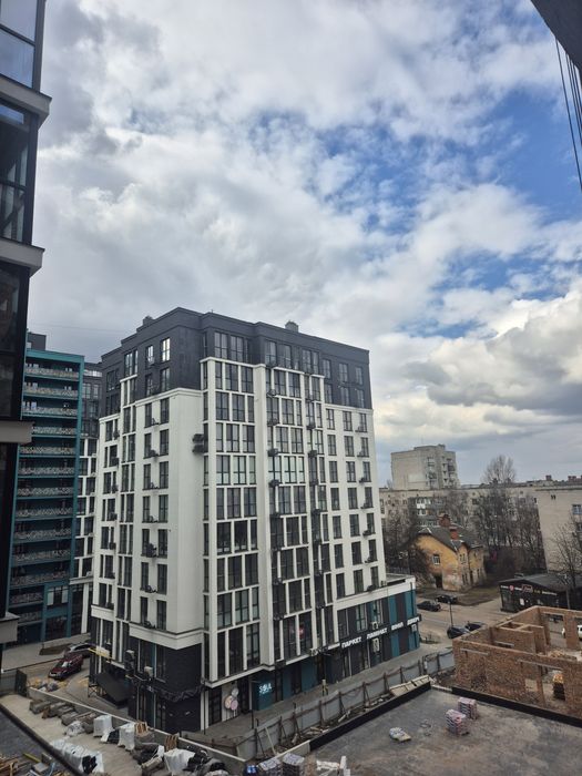 Продам квартиру в новобудові жк Смарт Сіті