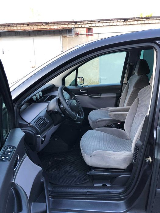 Peugeot 807 2006 ГАЗ