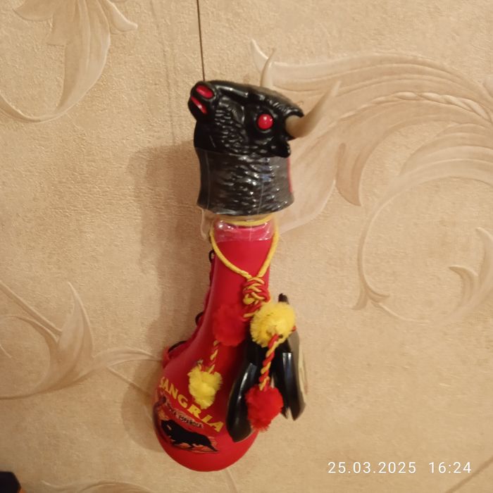 Декоративна пляшка.