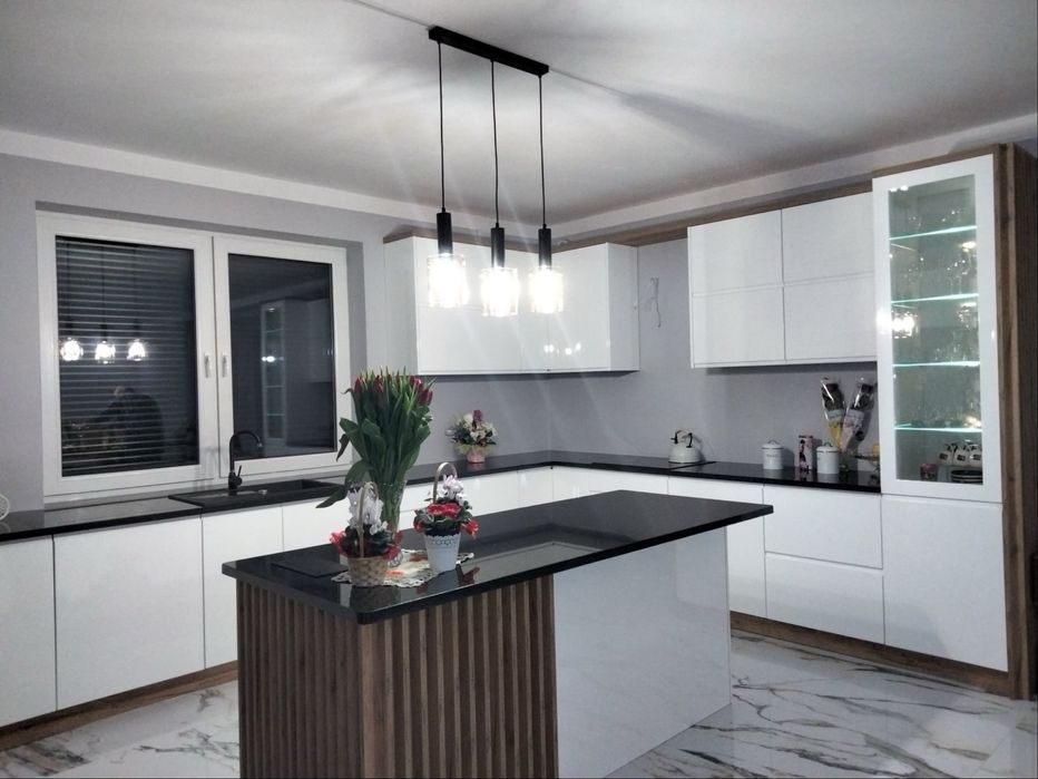 Meble kuchenne,komody,szafy,stoły, krzesła na wymiar