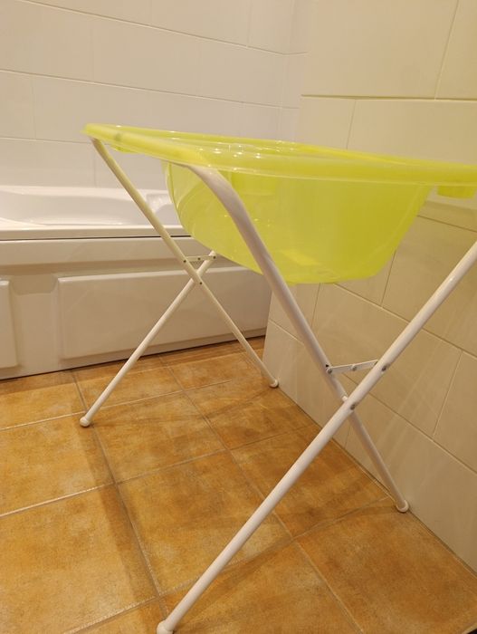 Banheira com suporte