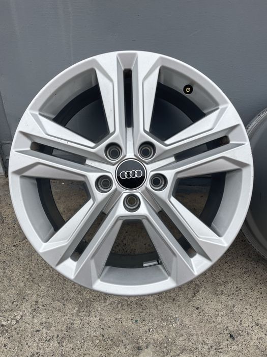 Продам оригінальні диски Audi R17 5×112