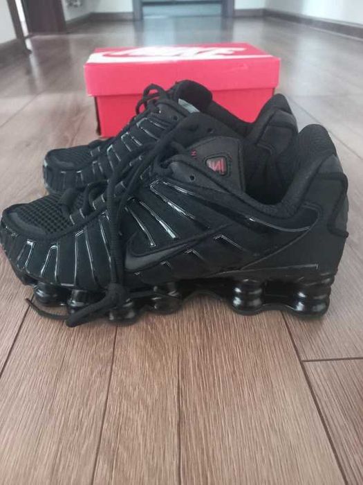 Nike Shox czarny 41