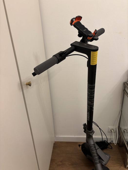 Trotinete eletrica Xiaomi Eletric Scooter 4 Ultra c/ dual suspension