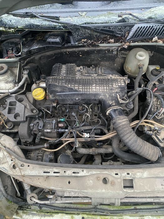 Рено сімбол кліо залія renault 1.5 k9k dci