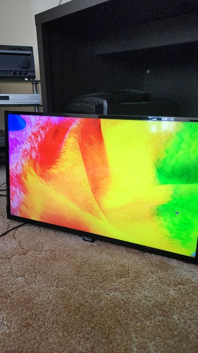 Продам телевизор Philips 32" T2