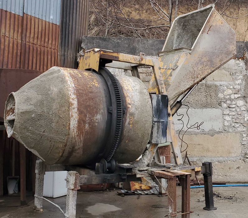 Бетонозмішувач, Розчинозмішувач, кубовий б/у