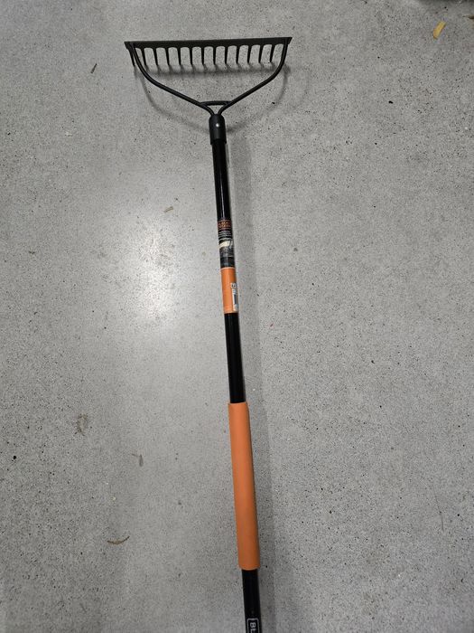 Grabie ogrodowe nowr Black+Decker