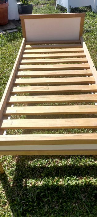 Cama solteiro Ikea