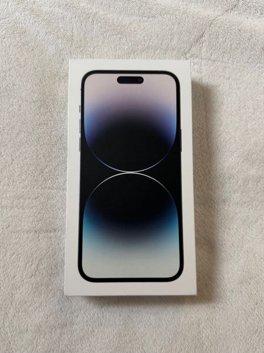 iPhone 14 Pro Max + 8 etui