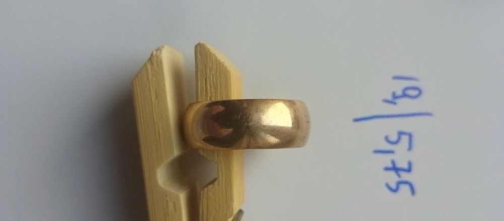 Обручальные кольца золотые