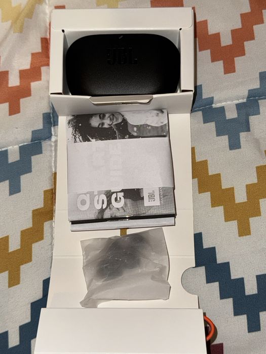 JBL Auriculares Wave Buds 2 NOVOS