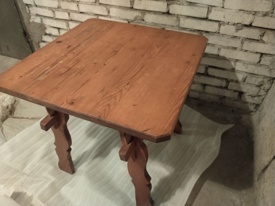 Stół drewniany w stylu góralskim 80x80cm
