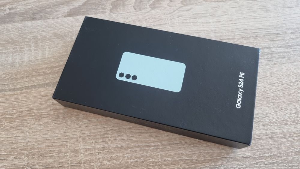 100% Oryginalny Nowy Samsung Galaxy S24 FE 8/128Gb Mint