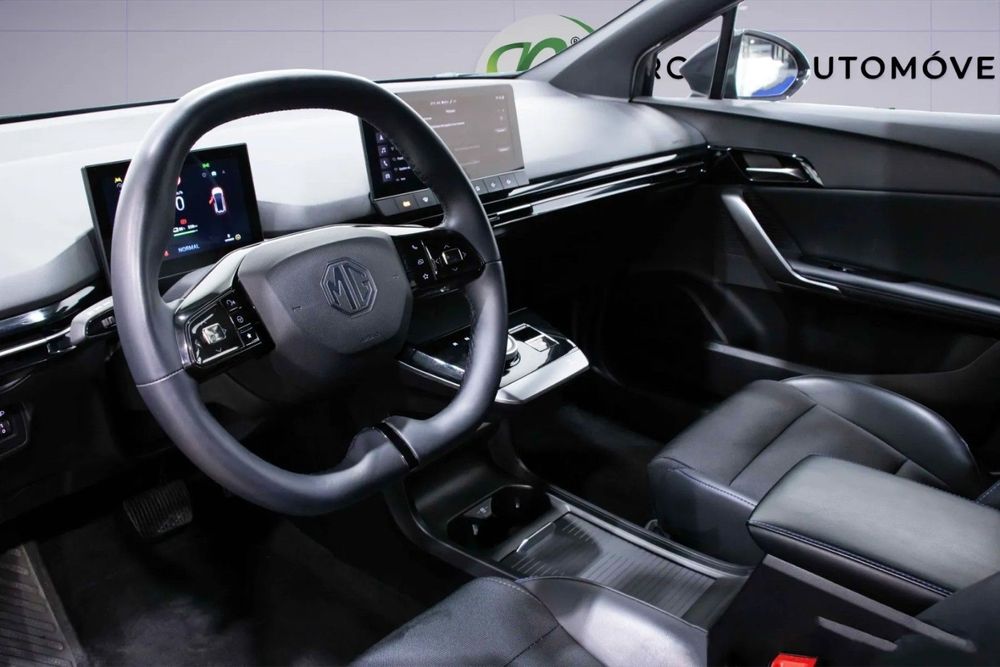 MG MG4 64 kWh Luxury