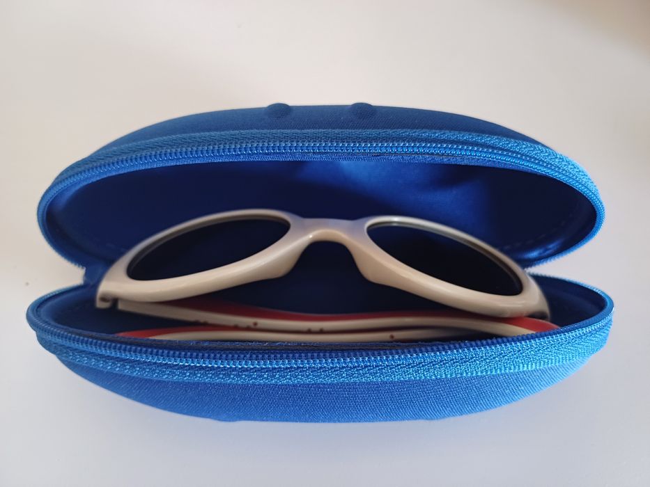 Óculos de sol Hello Kitty infantis