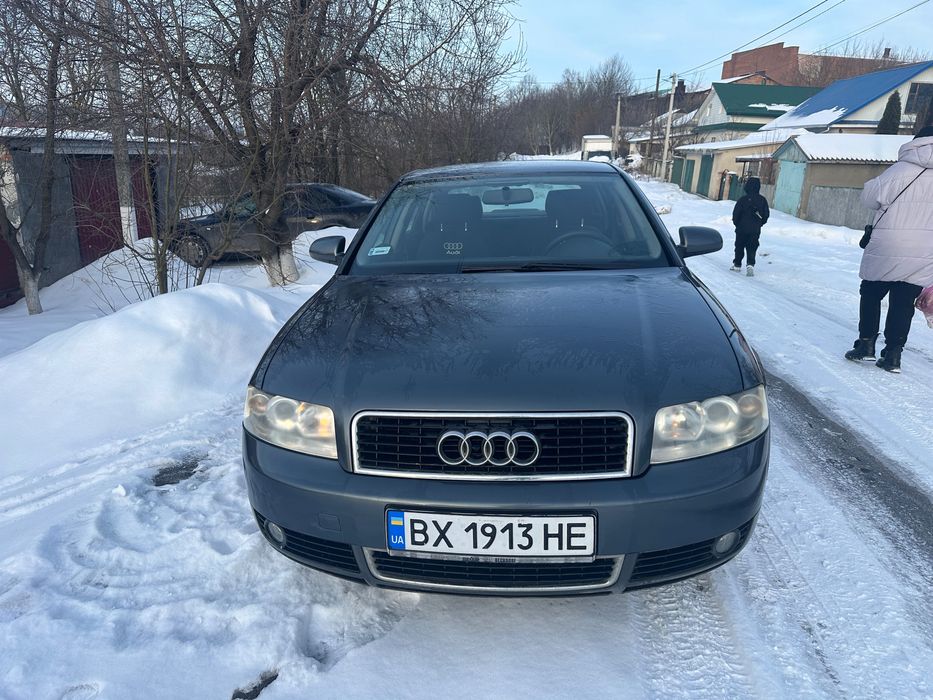 Audi A4 B6 седан