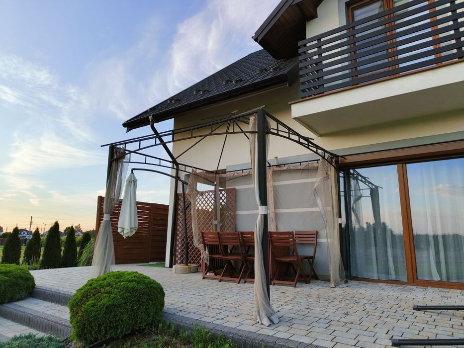 Pawilon 3x3 konstrukcja z moskitierami