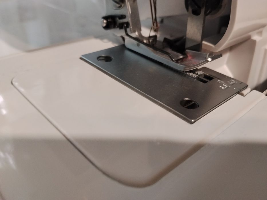 Оверлок Rold GT900 в ідеальному стані