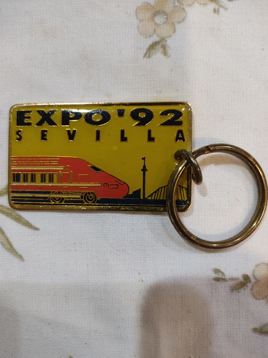 Medalha e porta-chaves Expo 92 Sevilha