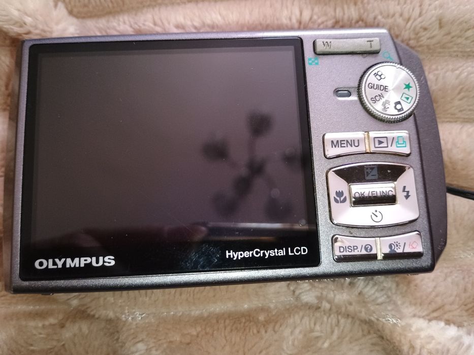 Цифрова камера Olympus Lens
Ци