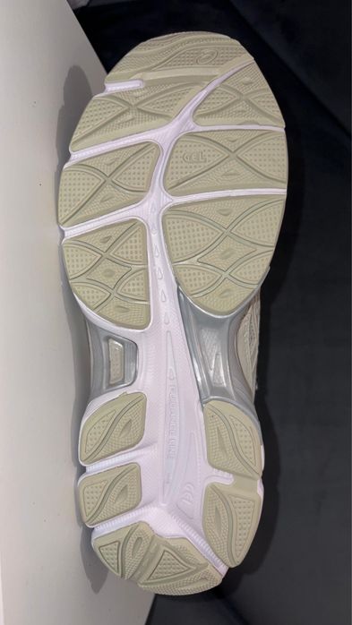 Asics NYC gel com caixa