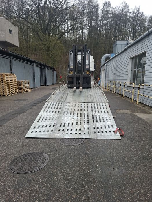 Transport Maszyn  15 ton, pomoc drogowa 24h, holowanie