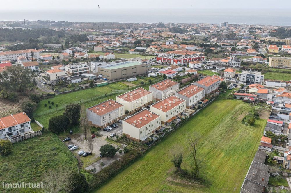T2 Duplex com Terraço em Gulpilhares - V.N. Gaia