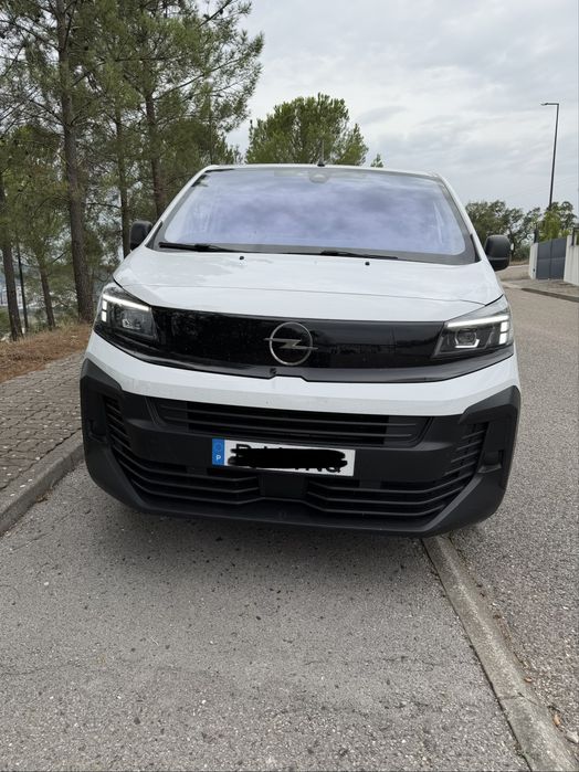 Opel Vivaro 2024 Full Led 1,5Blue Hdi