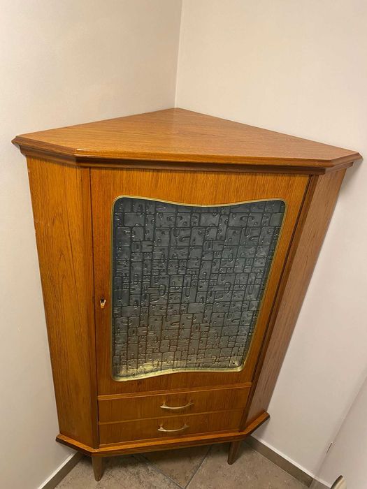 Witryna narożna  skandynawska lata 60 vintage