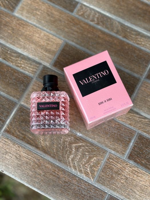 Духи жіночі Valentino Donna Born In Roma. Валентіно Донна