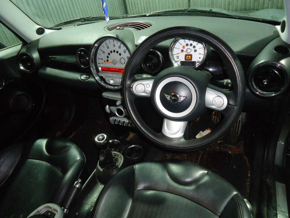 Mini 1.6 I CooperS 170cv (N14B16AB) de 2009 só ás peças