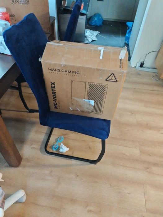 Obudowa do pc (uszkodzona)