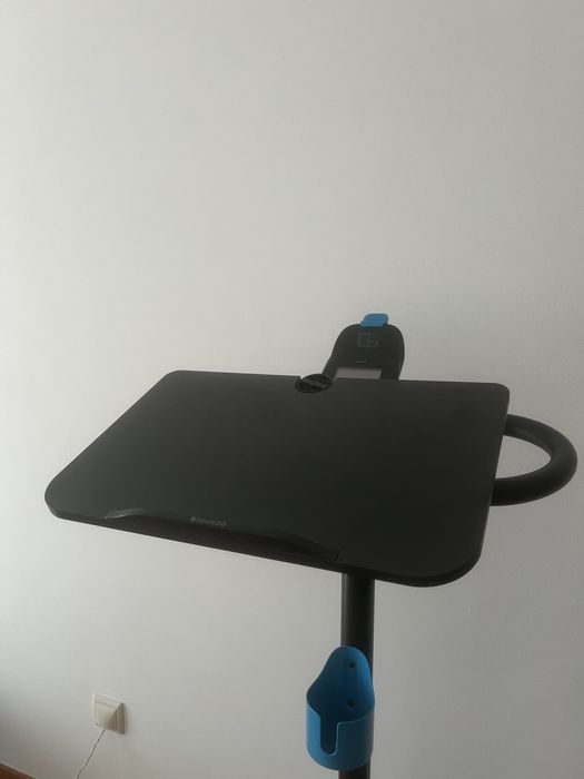 Mesa para bicicleta estática Decathlon