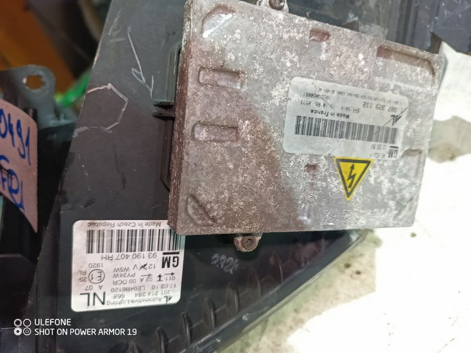 Фари фара біксенон Опель Зафіра б 93190407 фари Zafira B фара.