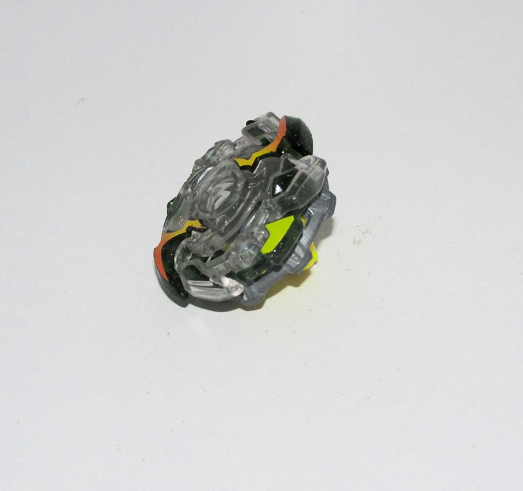 Beyblade Burst Wyvron W2